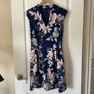 Vince Camuto Fit & Flare Floral Blue Scuba Dress Women’s 4